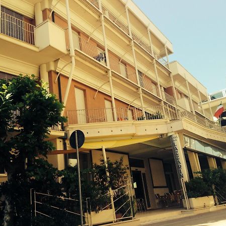 Hotel Lazzarini Bellaria-Igea Marina Zewnętrze zdjęcie